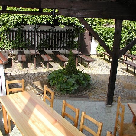 Penzion "U Kubinu" Přibyslav Buitenkant foto