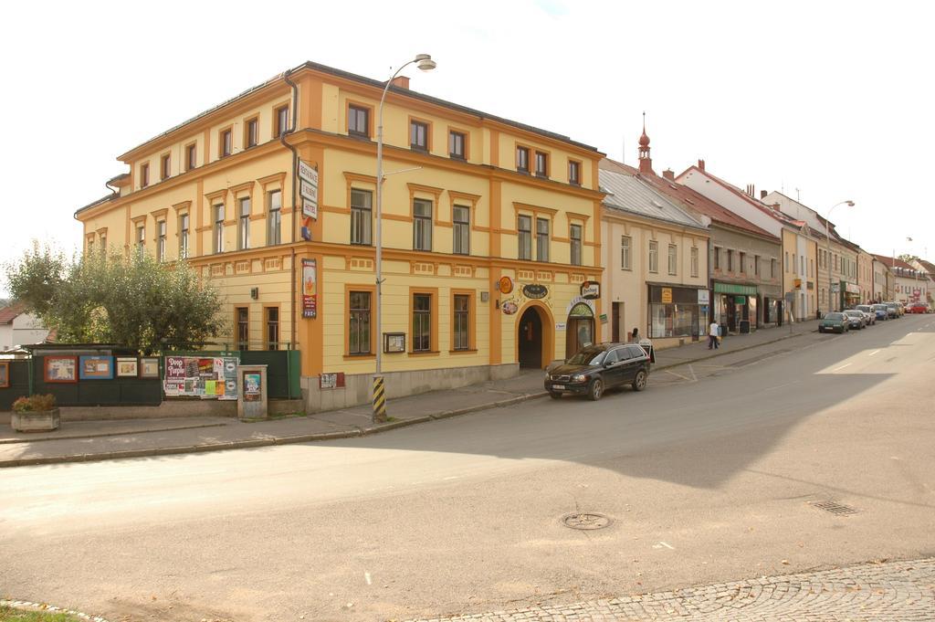 Penzion "U Kubinu" Přibyslav Buitenkant foto