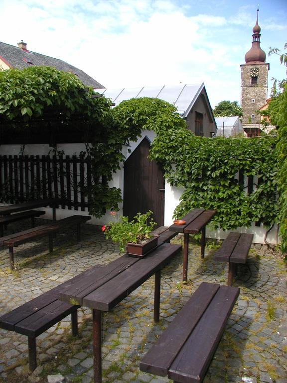 Penzion "U Kubinu" Přibyslav Buitenkant foto